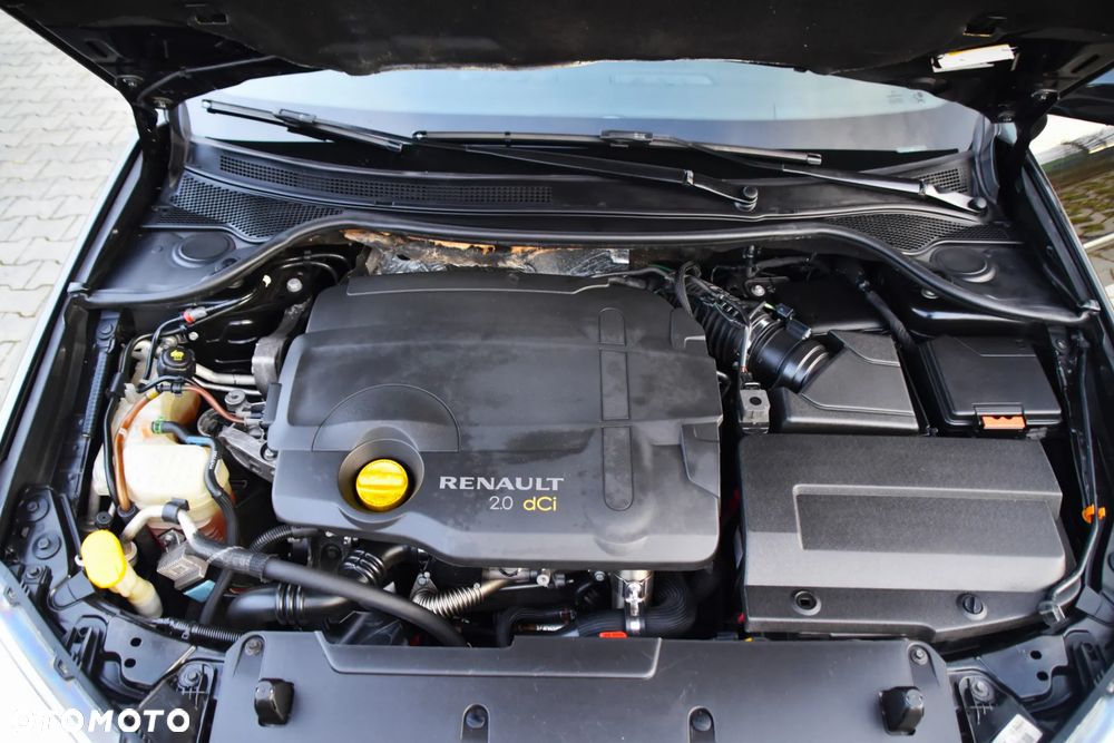 Renault Laguna dCi 175 FAP Bose Edition - 23