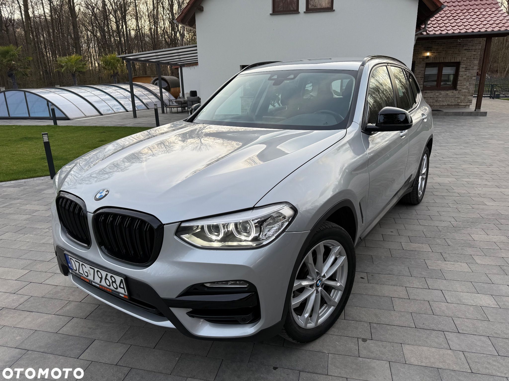 BMW X3 xDrive20d Business Edition - 1