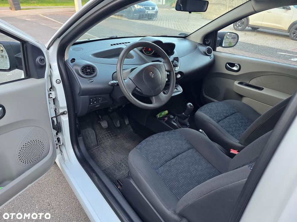 Renault Twingo dCi 75 Authentique - 32