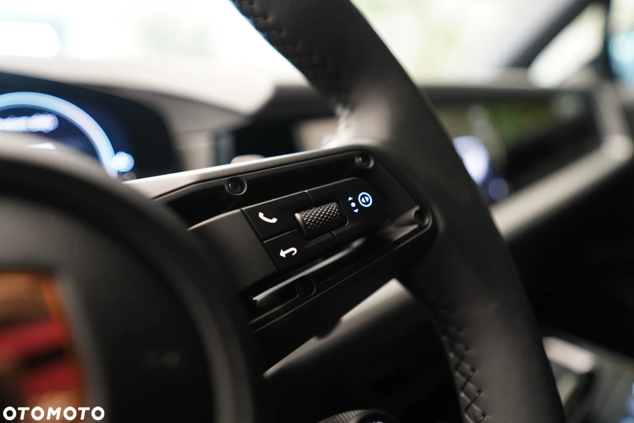 Porsche Cayenne Standard - 21