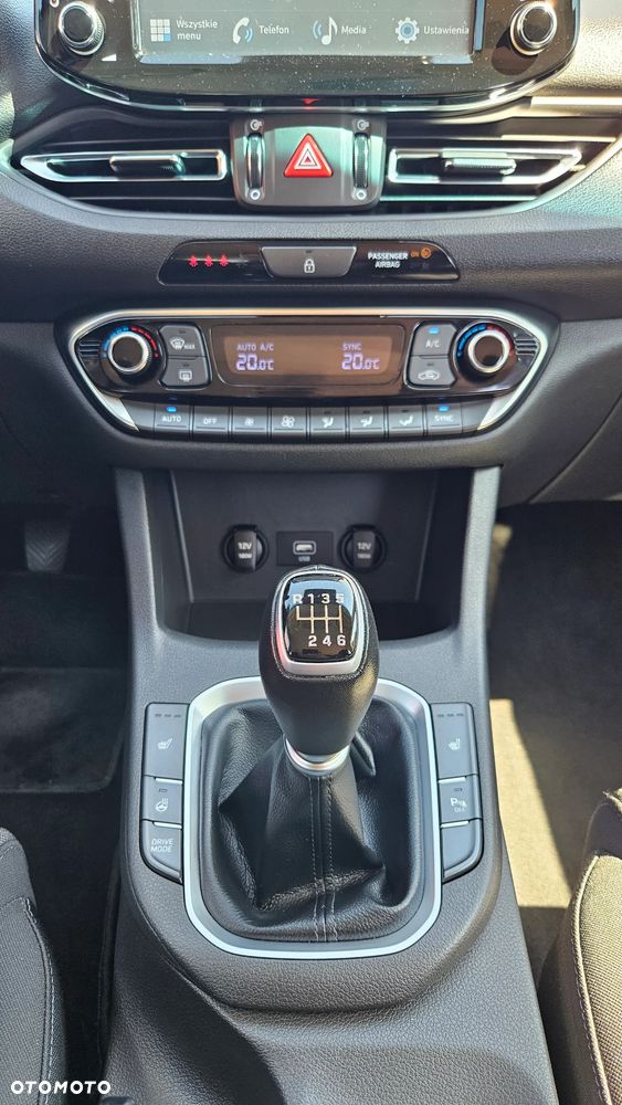 Hyundai i30 1.5 T-GDI 48V Comfort - 16