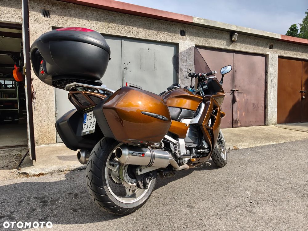 Yamaha FJR - 3