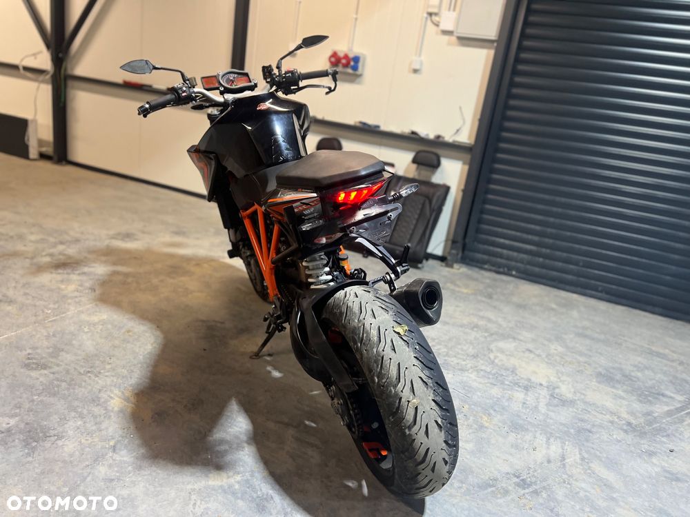 KTM Super Duke - 11