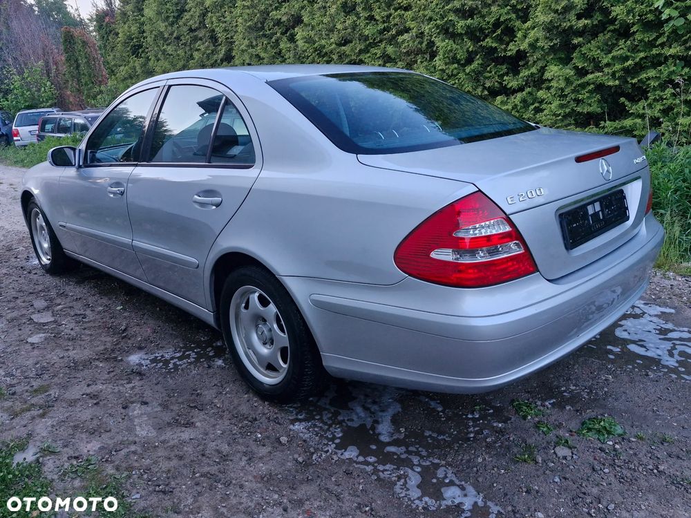 Mercedes-Benz Klasa E 200 Kompressor Automatik Elegance Sport Edition - 7