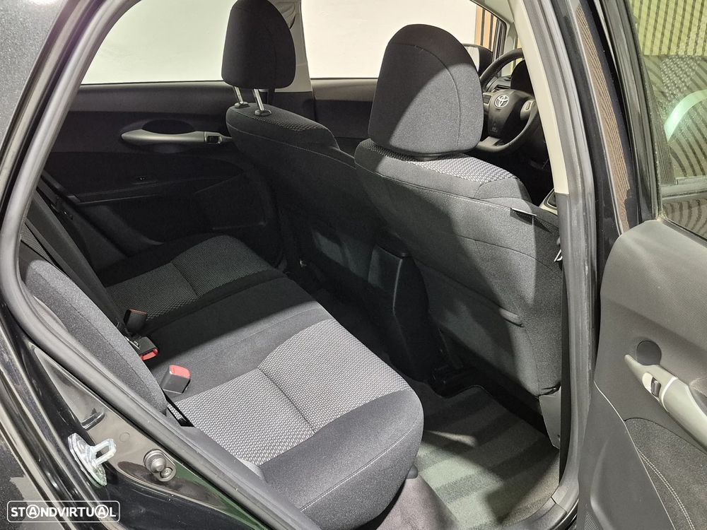 Toyota Auris 1.33 VVT-i Sol - 17