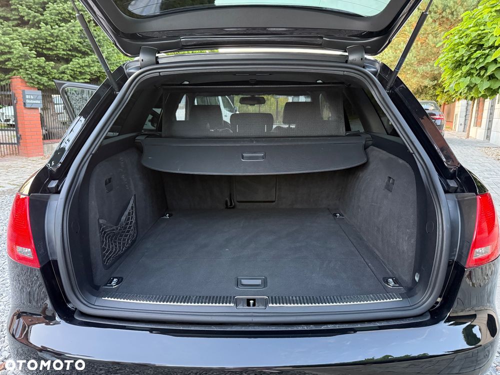 Audi A4 Avant - 29