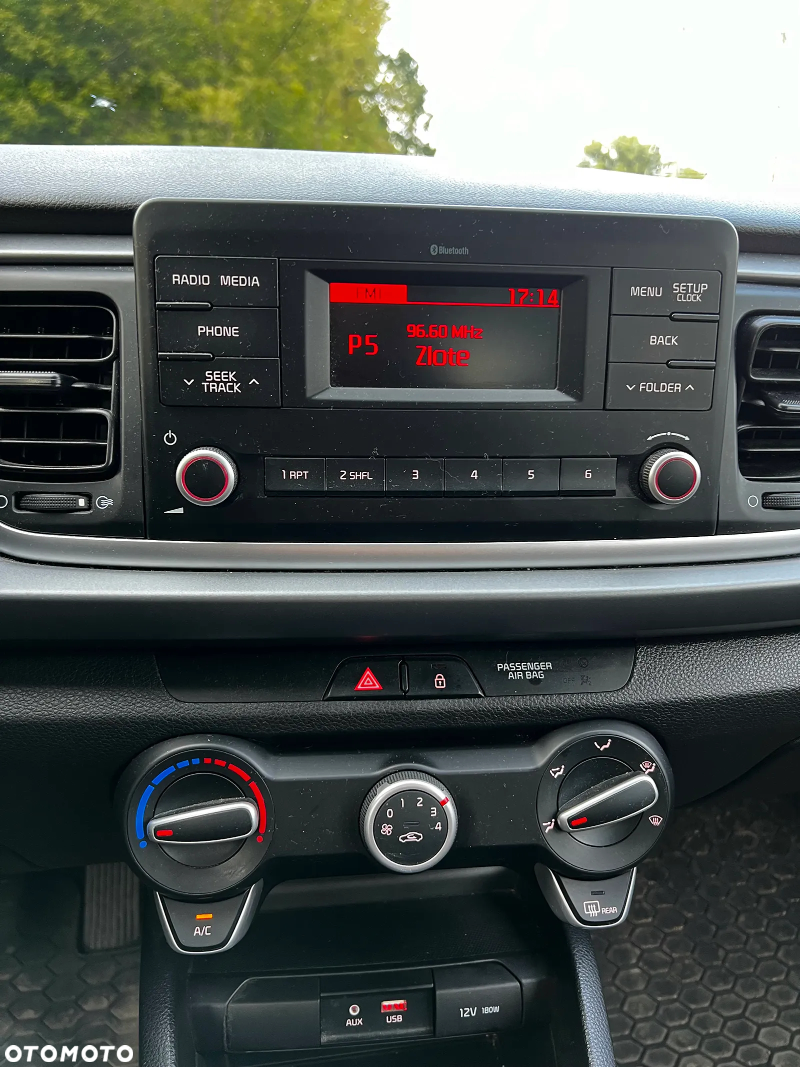 Kia Rio 1.2 M - 8