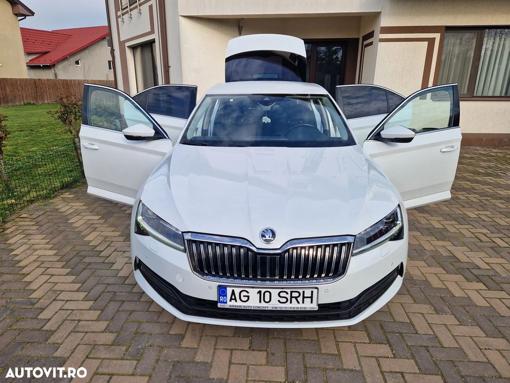Skoda Superb 2.0 TDI DSG Ambition - 34