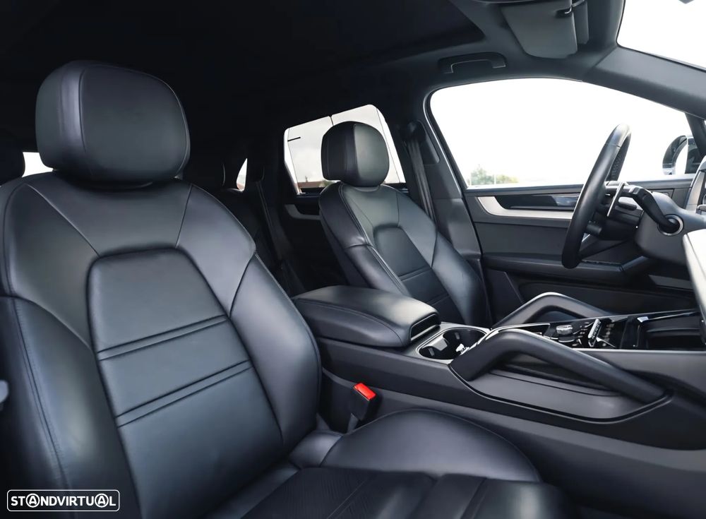 Porsche Cayenne E-Hybrid - 8