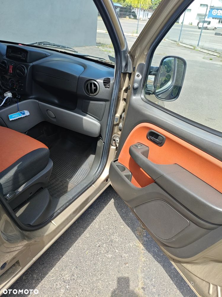 Fiat Doblo 1.9 JTD Dynamic - 6