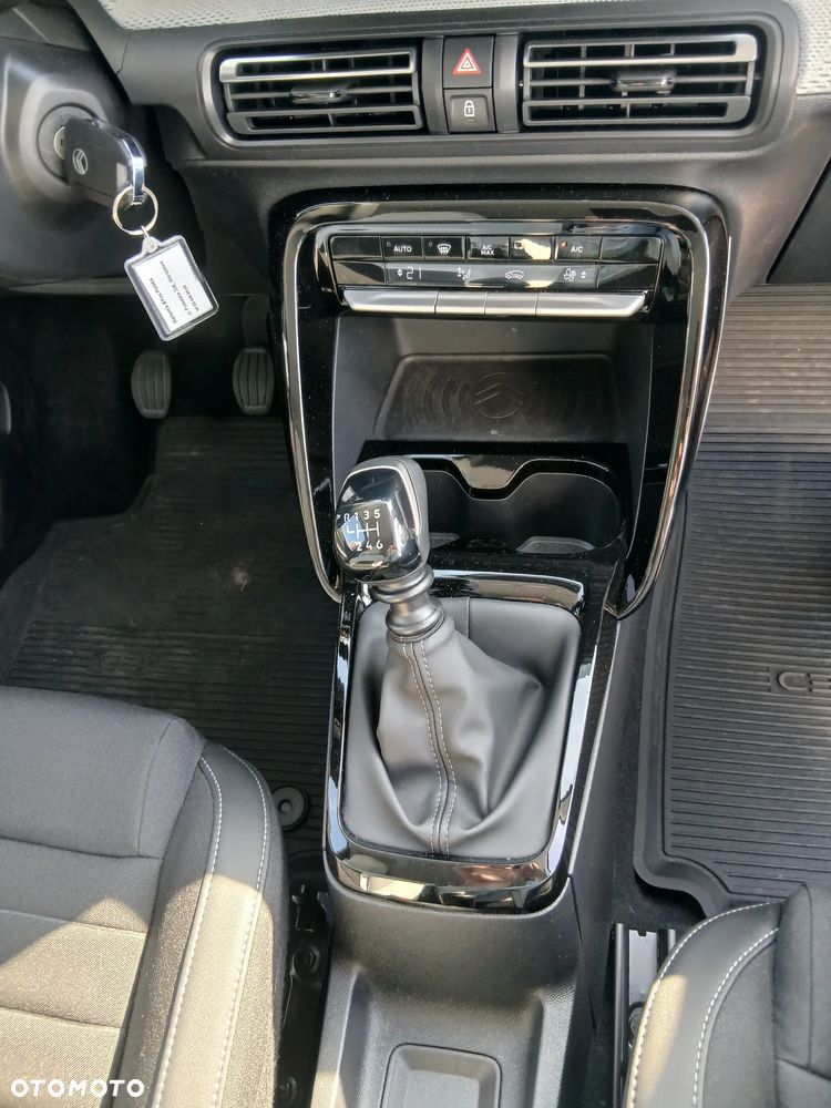 Citroën C3 1.2 T Max - 4