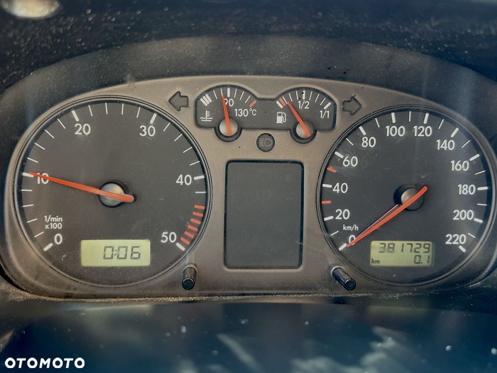 Volkswagen Transporter - 16