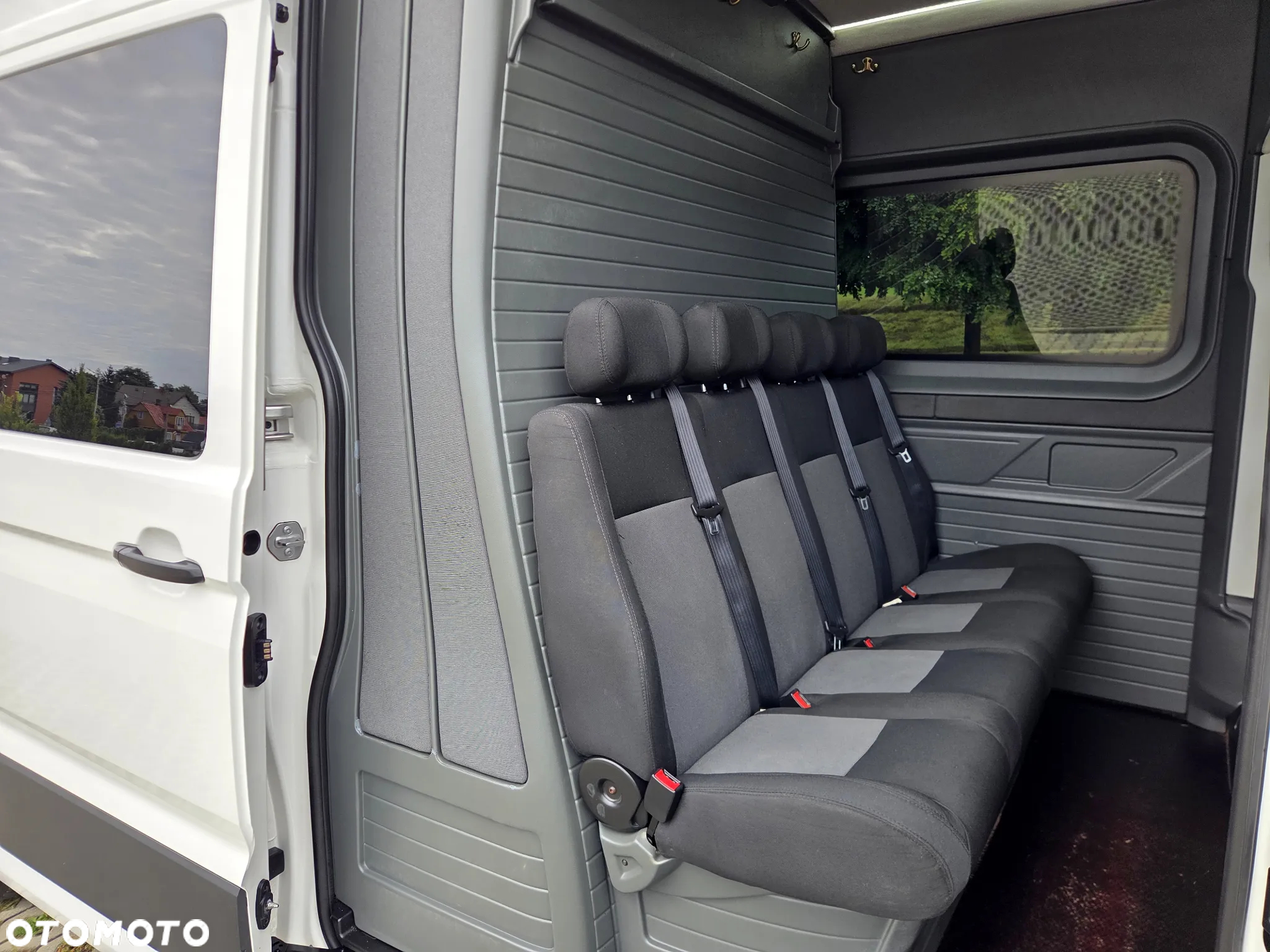 Volkswagen Crafter - 28