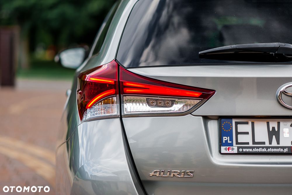 Toyota Auris 1.2 Turbo Design Edition - 9
