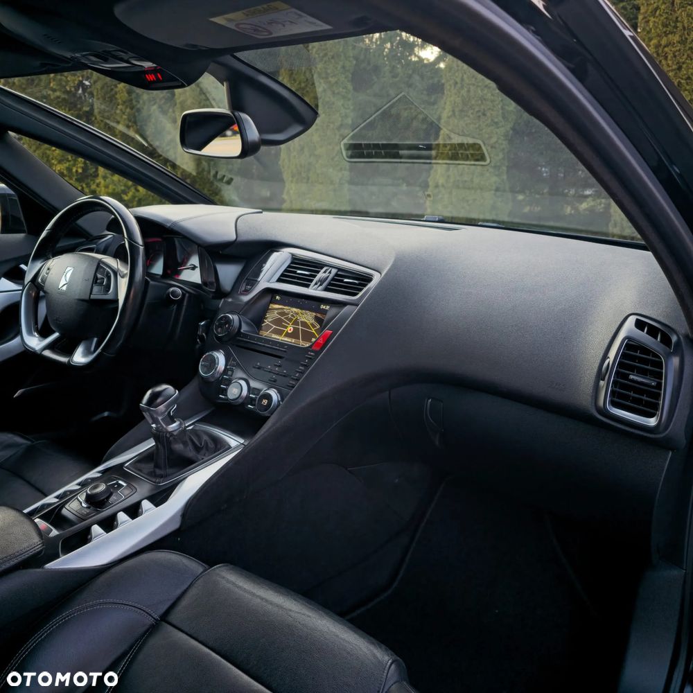 Citroën DS5 HDi 165 Chic - 24