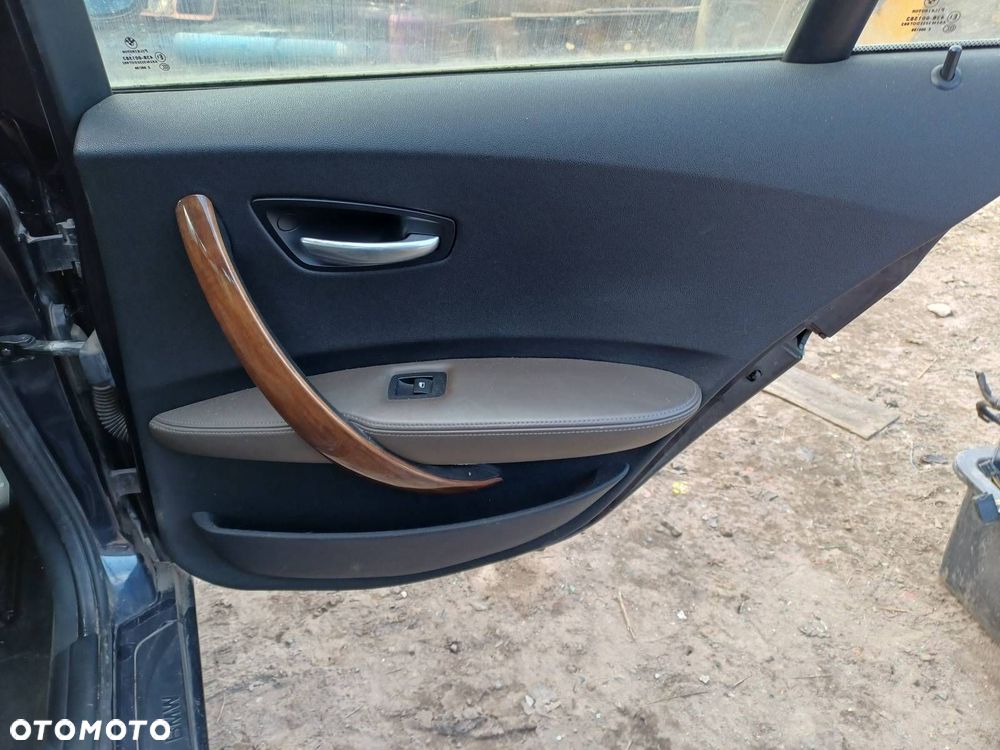 FOTELE KOMPLET LEWY PRAWY KANAPA TYŁ  BOCZKI BMW E87 120 D - 8