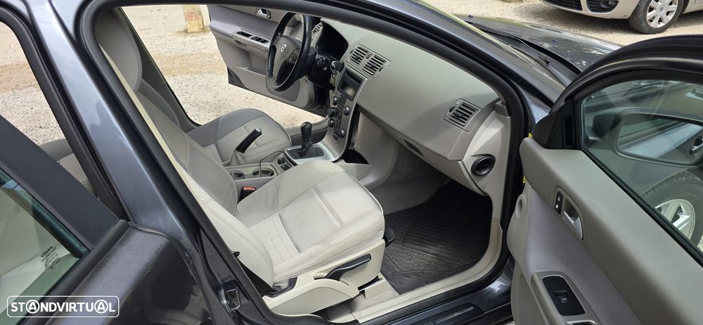 Volvo V50 1.6 D Nível 2 - 10
