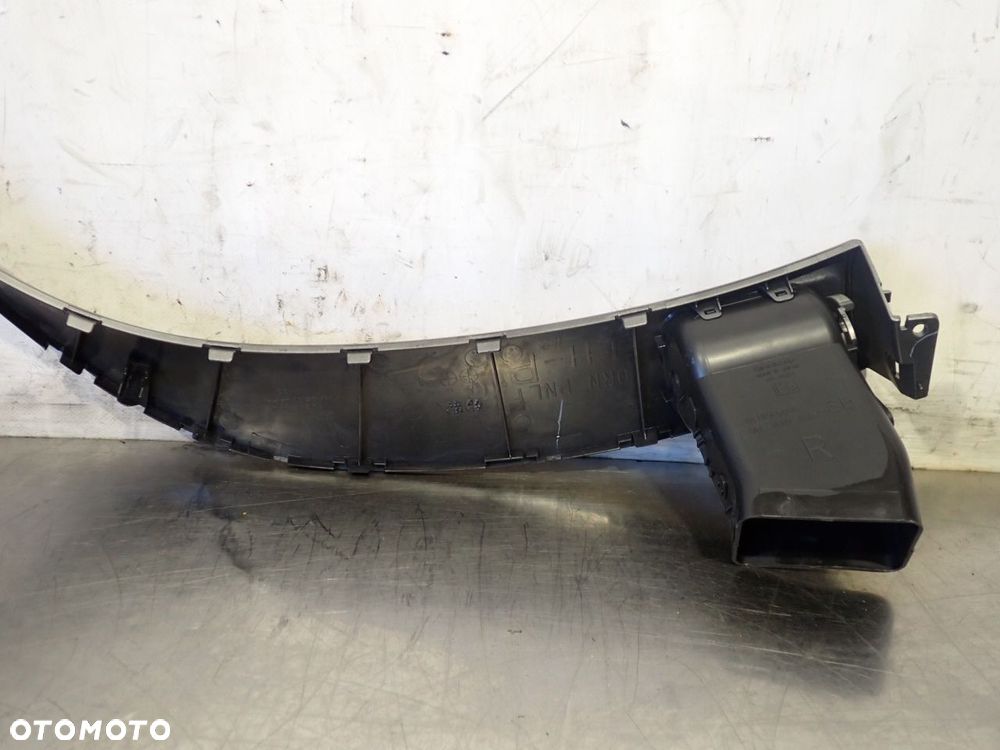 LISTWA OZDOBNA DESKI ROZDZIELCZEJ SUBARU IMPREZA 1.5 - 8