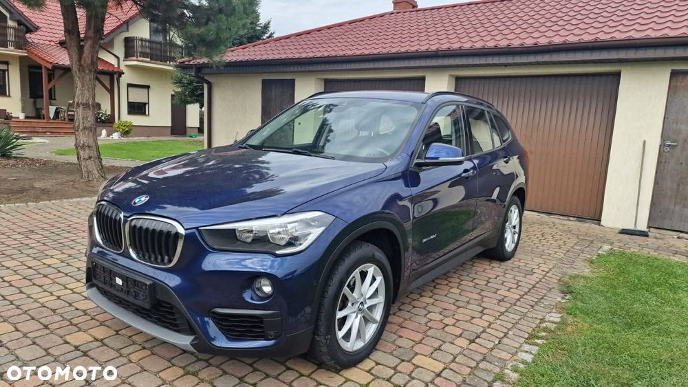 BMW X1 sDrive16d - 14