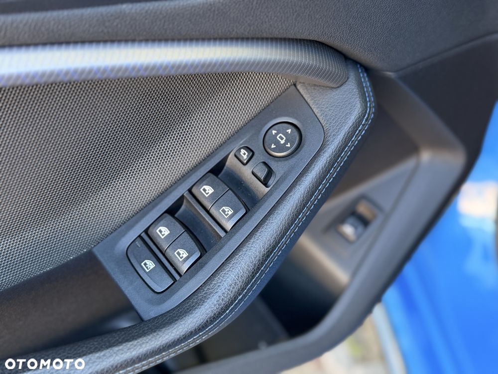 BMW Seria 1 - 18