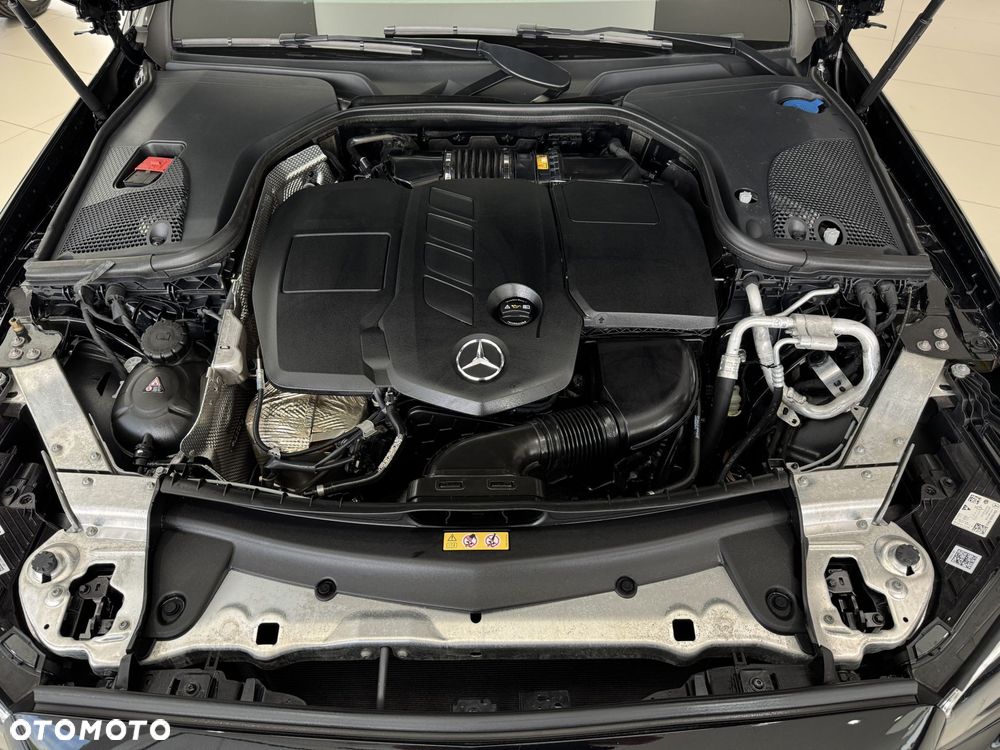 Mercedes-Benz Klasa E 220 d AMG/Avantgarde - 19