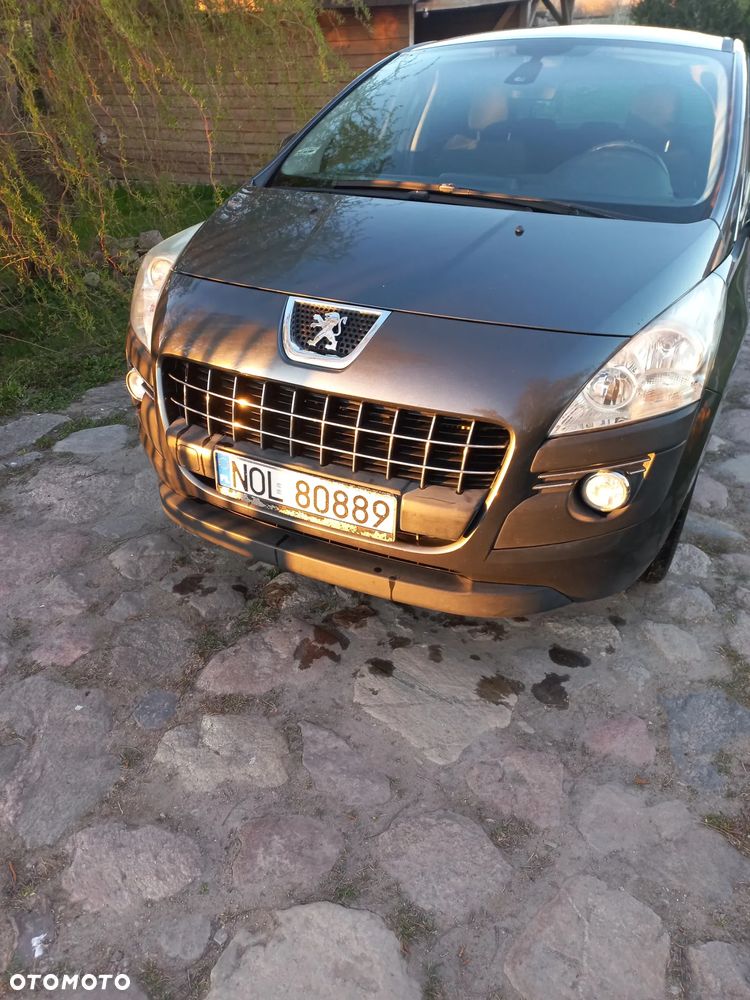 Peugeot 3008 2.0 HDi Premium - 8