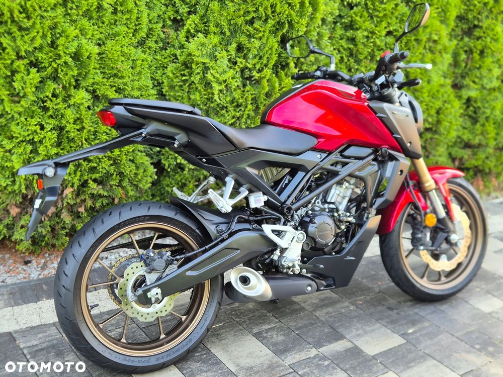 Honda CB - 3