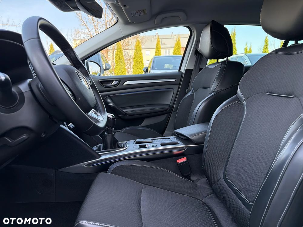 Renault Megane 1.3 TCe FAP Techno - 13