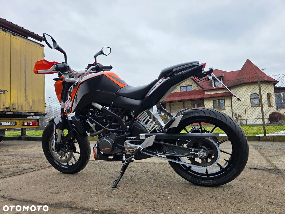 KTM Duke - 11