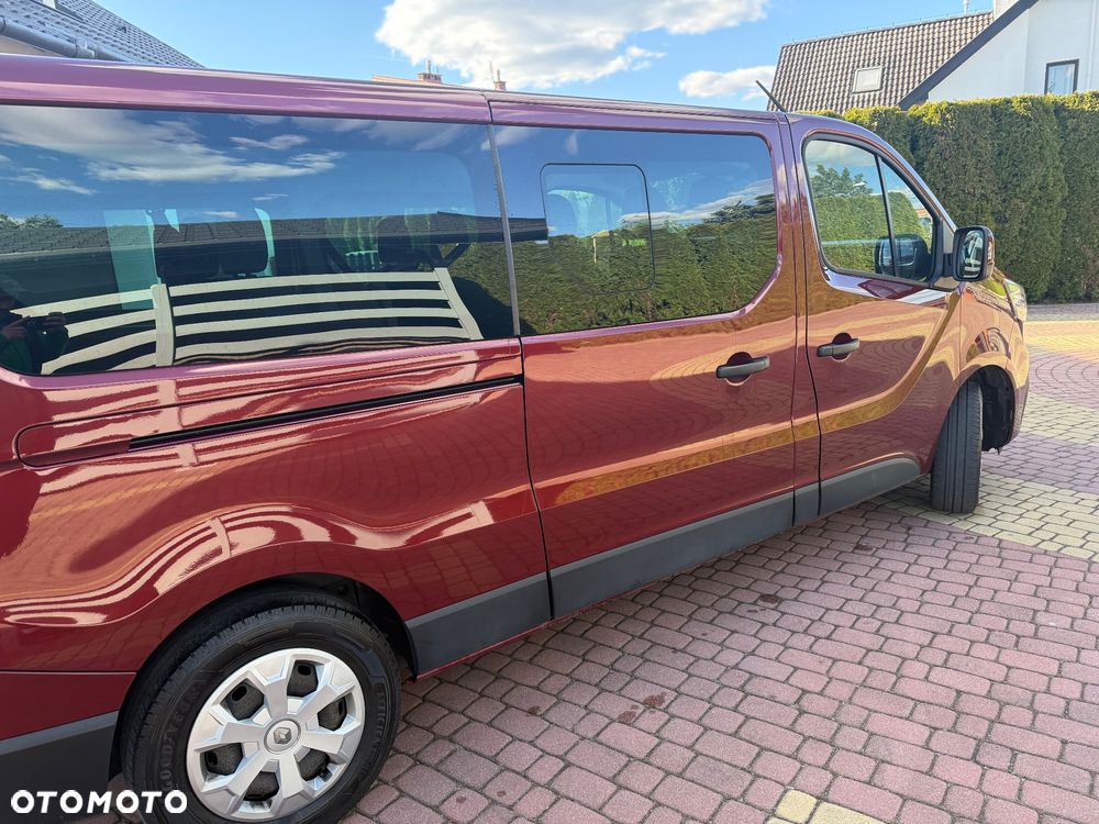 Renault Trafic 2.0 dCi - 13