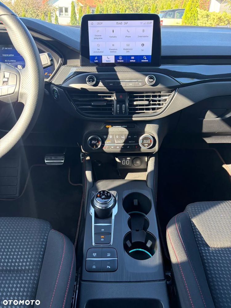 Ford Focus 1.5 EcoBoost ST-Line - 32