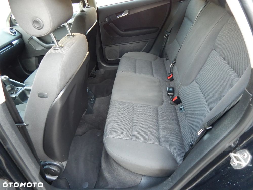 Audi A3 Sportback 1.6 TDI Ambition - 19