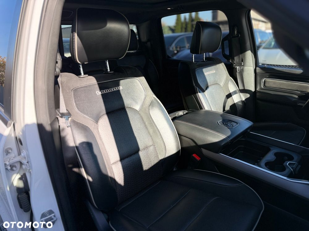 RAM 1500 Crew Cab Laramie - 23