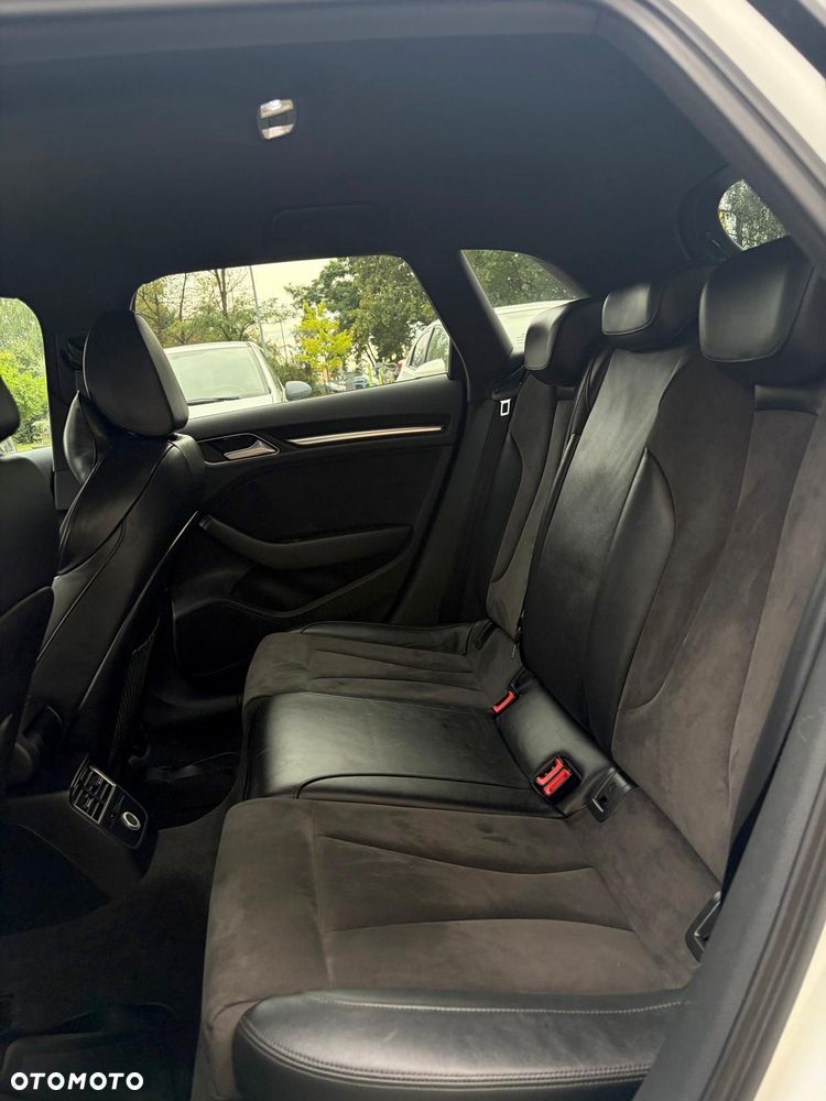 Audi A3 Sportback 2.0 TDI S line Sportpaket - 11