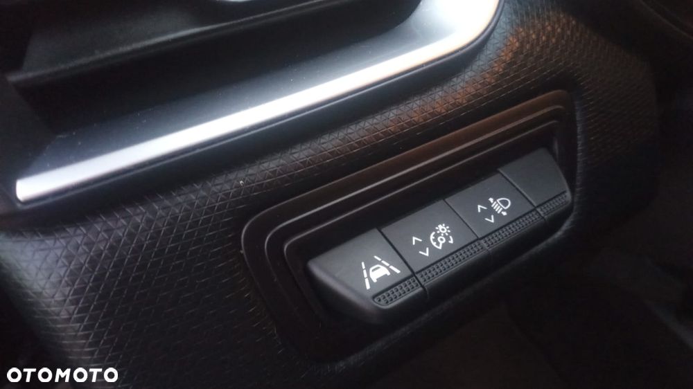 Renault Clio BLUE dCi 100 INTENS - 17