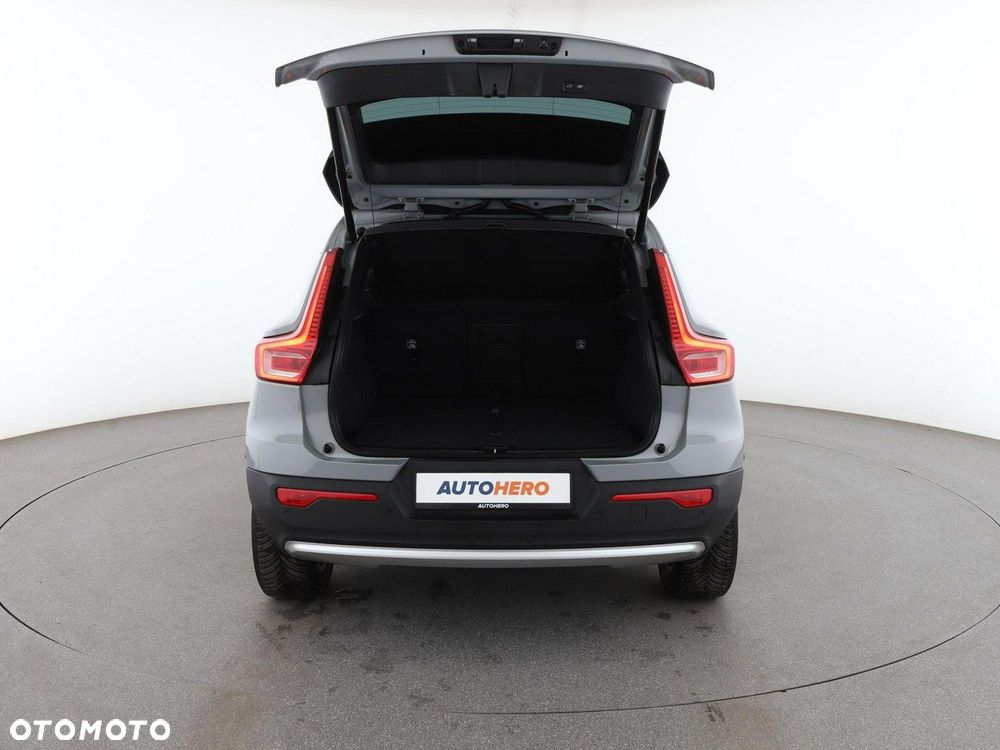 Volvo XC 40 B3 B DKG Core - 19