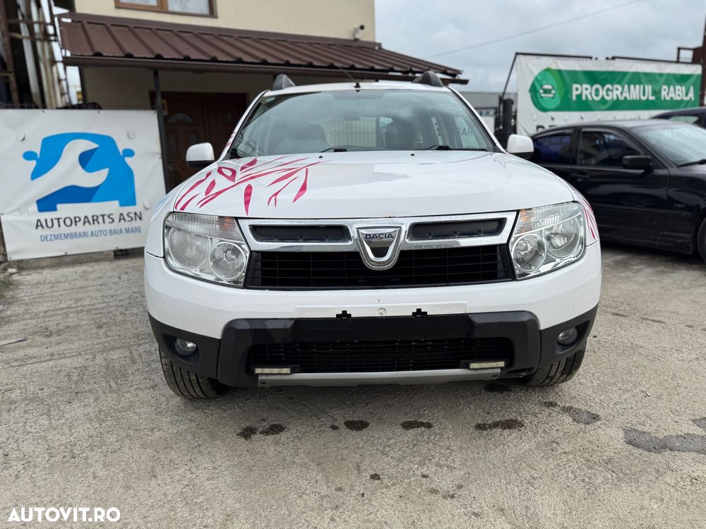 Dezmembrez Dacia Duster 1.5 dCi Euro 5 4x4 110CP 2013 - 8