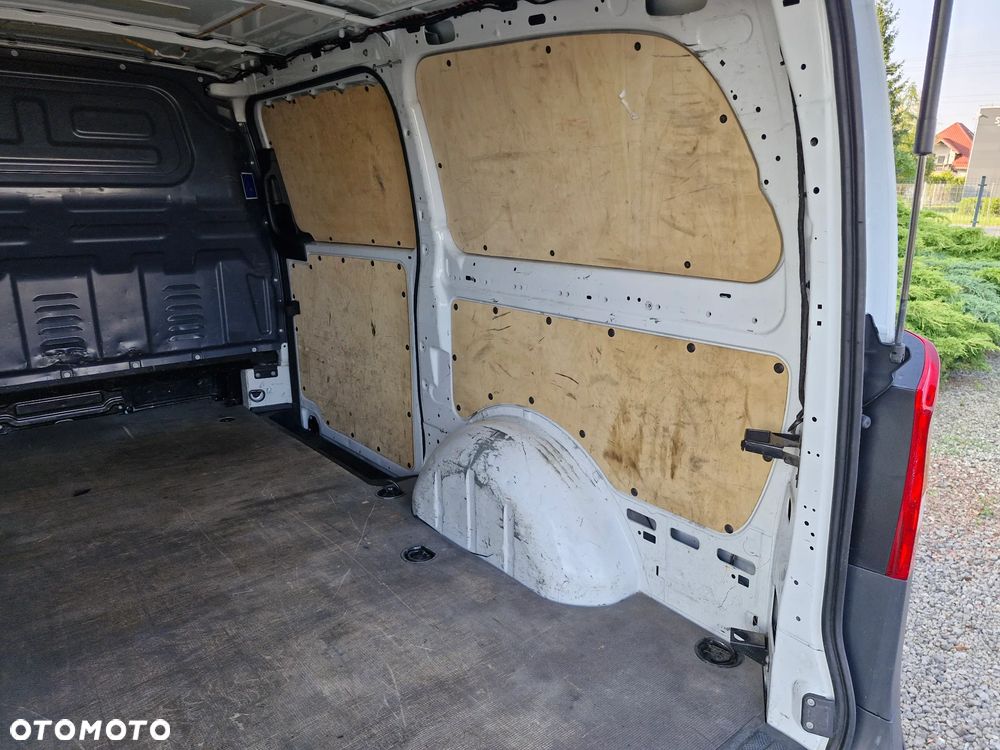 Mercedes-Benz Vito - 28