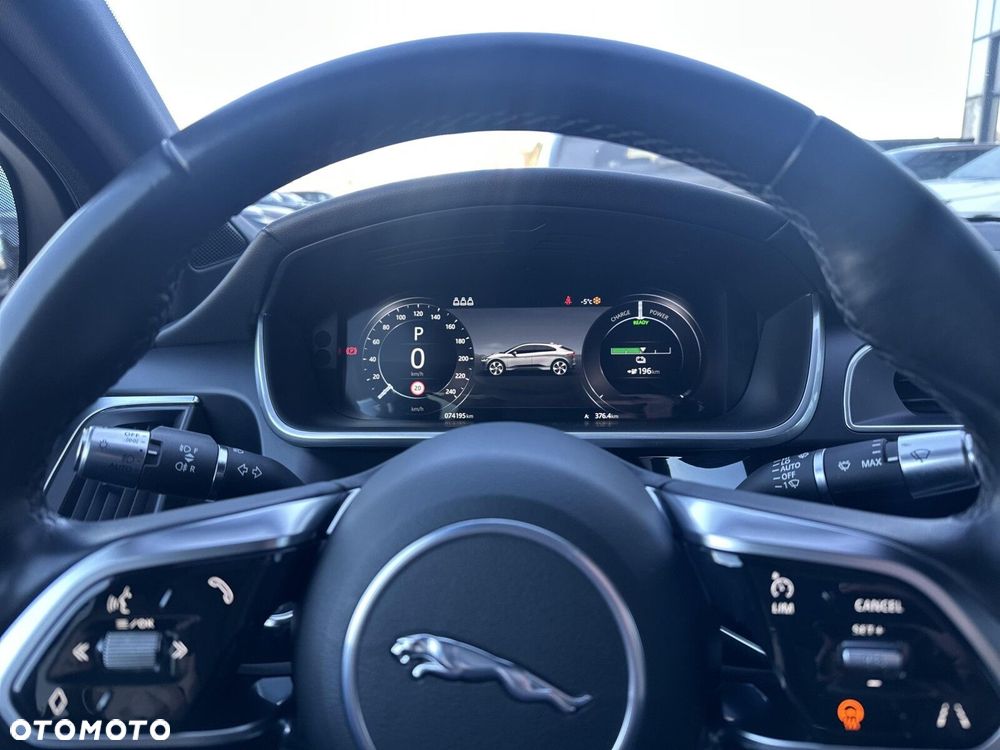 Jaguar I-Pace - 16