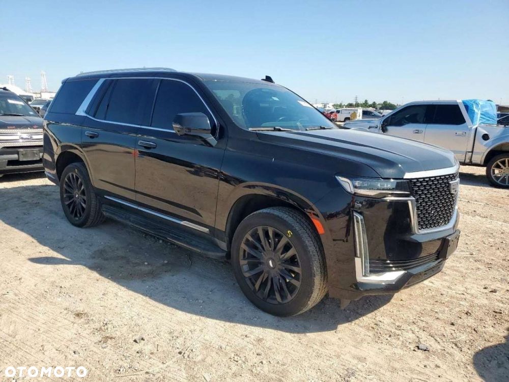 Cadillac Escalade - 3