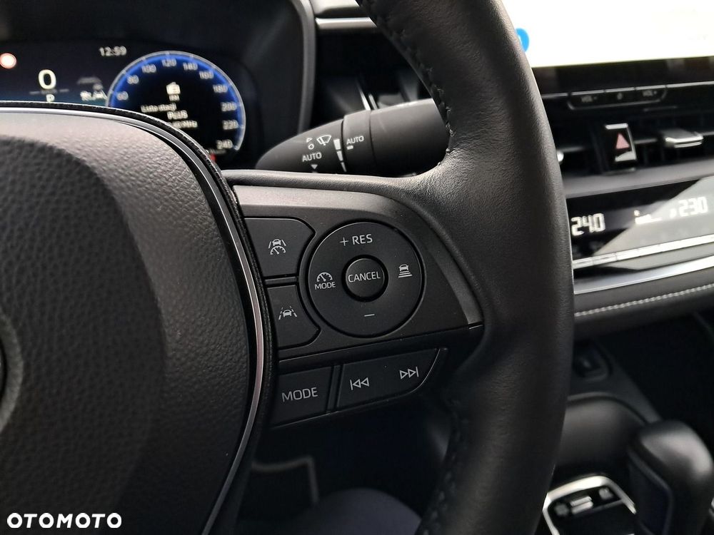 Toyota Corolla 1.8 Hybrid Comfort - 18