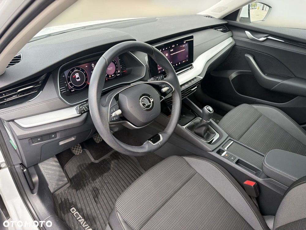 Skoda Octavia - 10