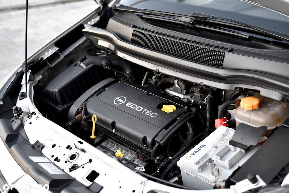 Opel Zafira 1.8 Cosmo EU5 - 20