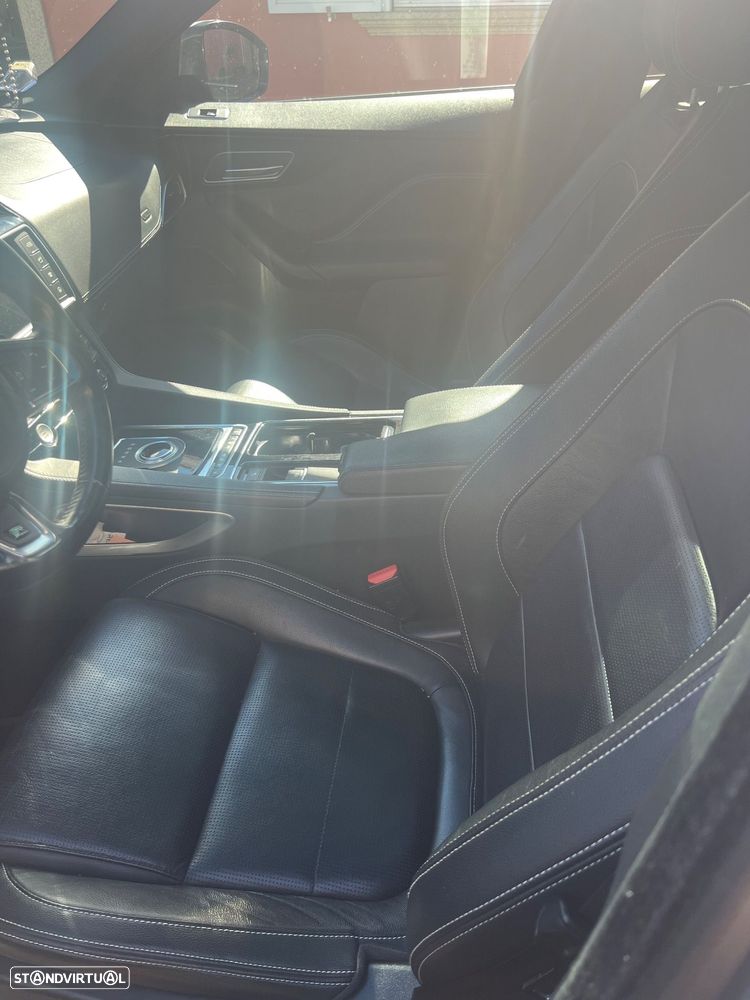 Jaguar F-Pace 2.0 i4D R-Sport AWD Aut. - 8