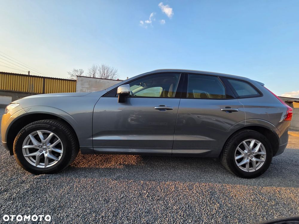 Volvo XC 60 T4 Momentum - 7