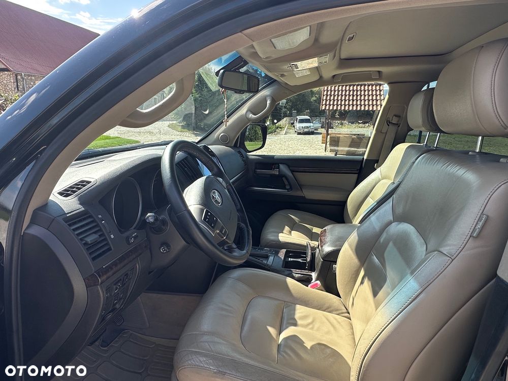 Toyota Land Cruiser LC 4.5 D-4D Prestige 7os - 25