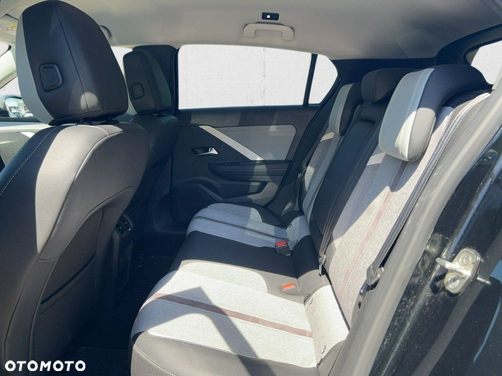 Opel Astra - 23