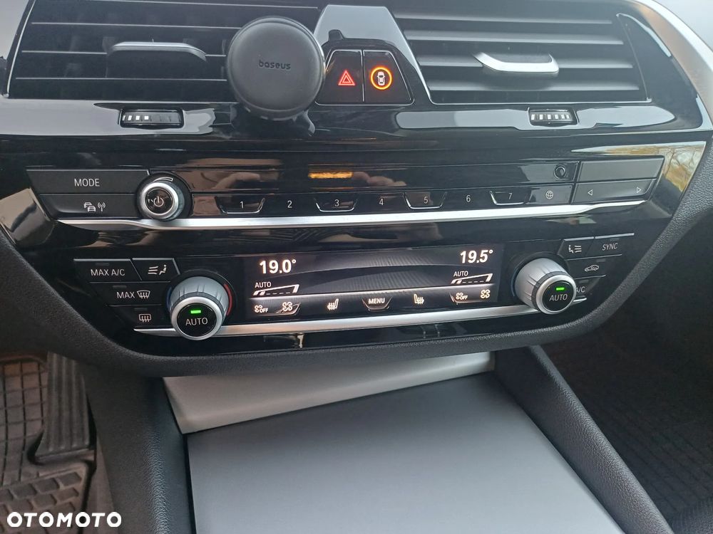 BMW Seria 5 520d M Sport Edition - 25