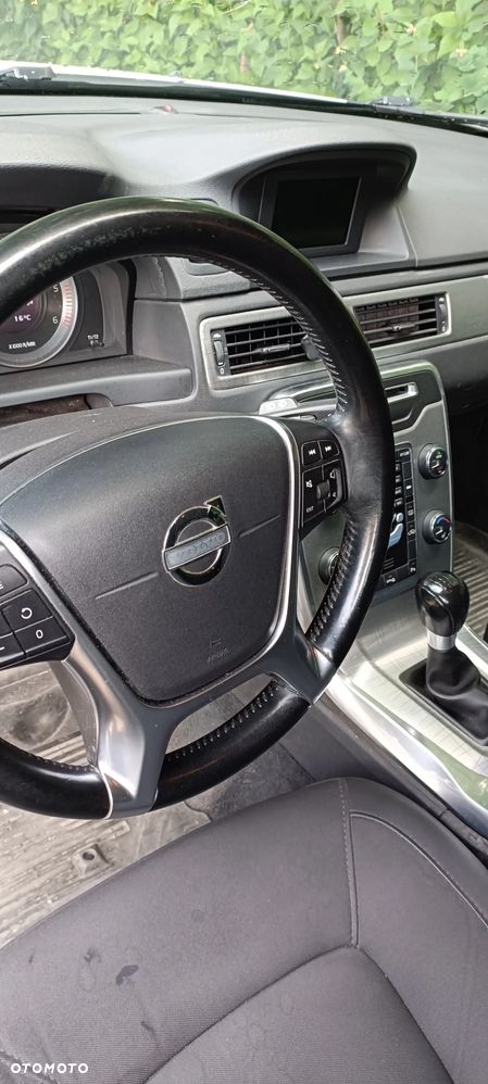 Volvo XC 70 D3 Momentum - 4