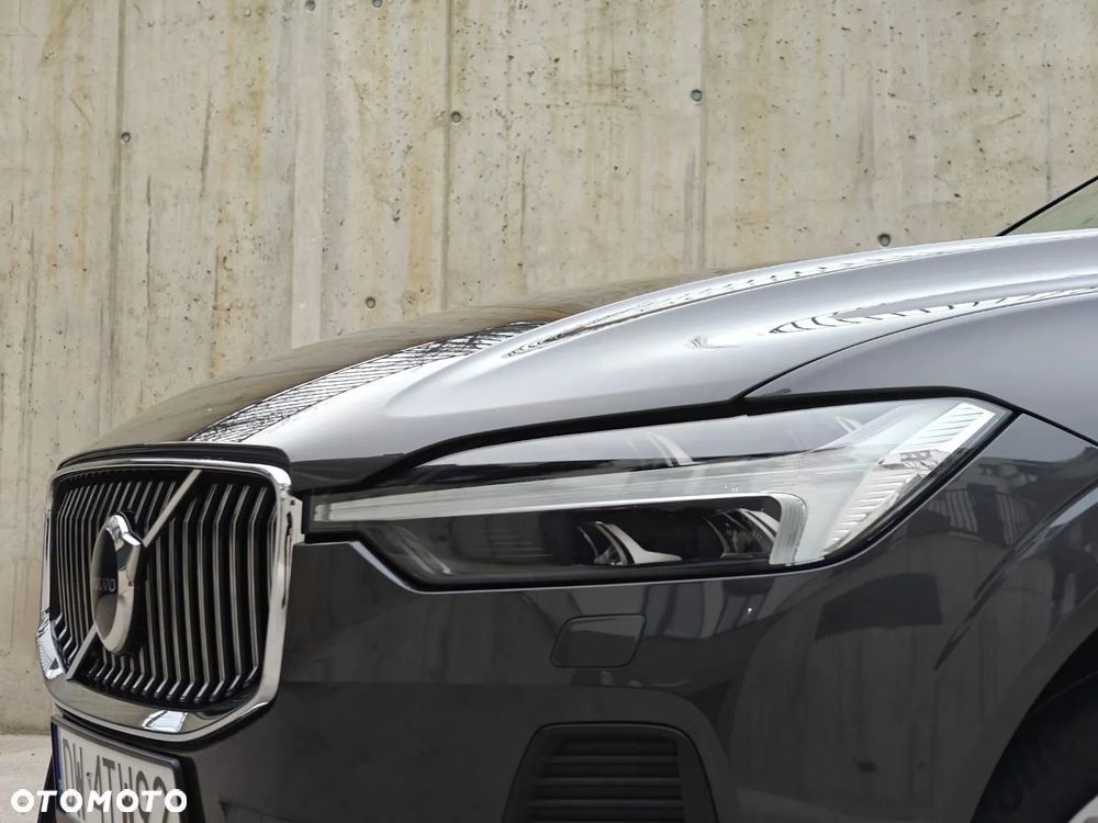 Volvo XC 60 B4 D AWD Plus Bright - 22